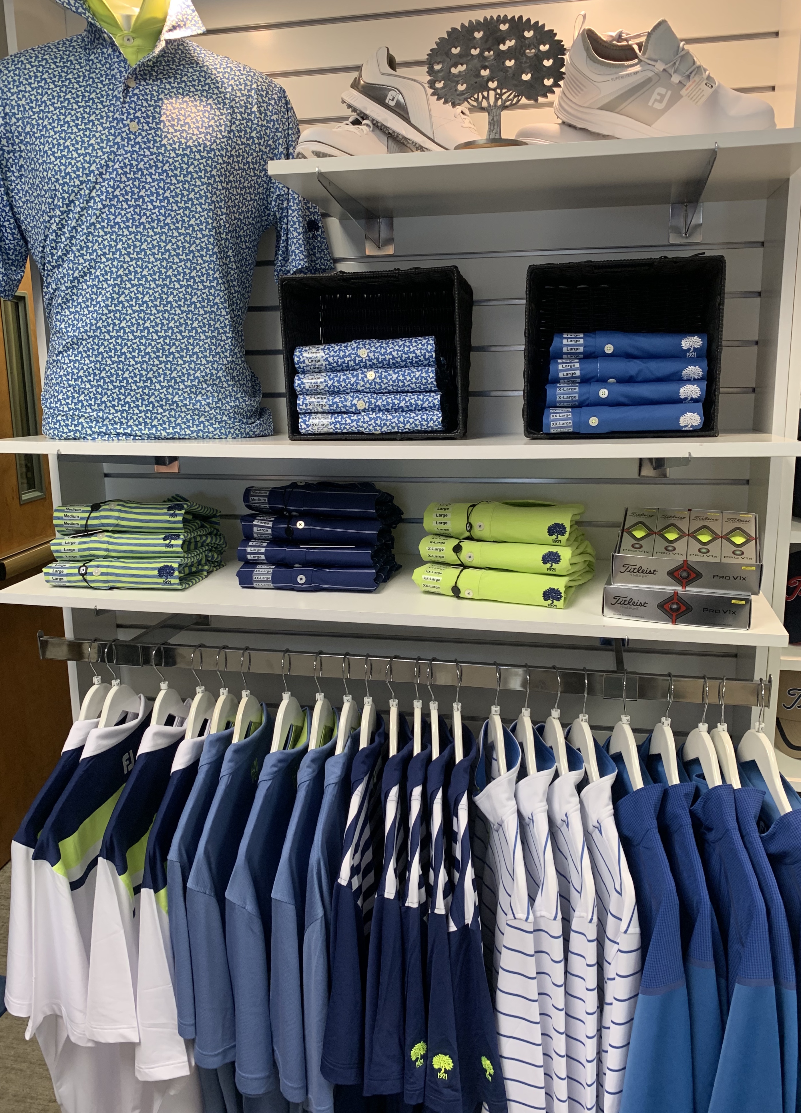 Golf Displays for Retail, Golf Product Display Stands