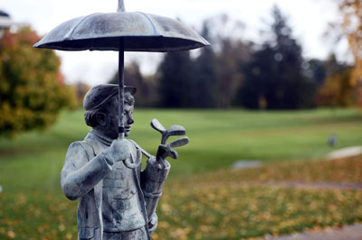 umbrella-statue
